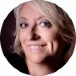 Janet Janet - Dirigeante - ESPACE INVESTISSEMENT